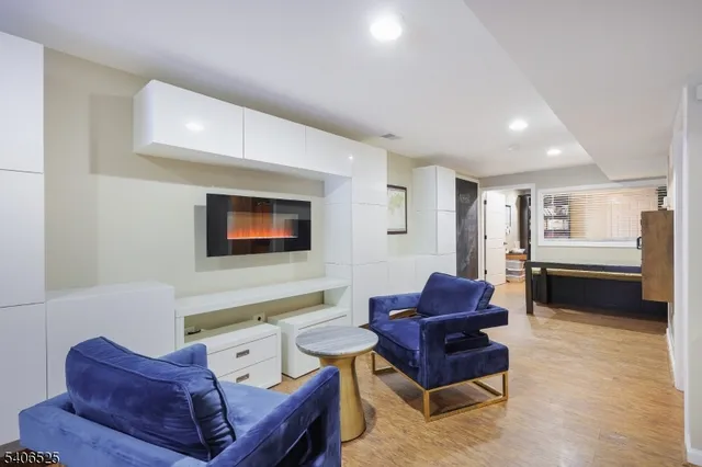 $829,000 | 18 Birchwood Lane, North Haledon, NJ 07508