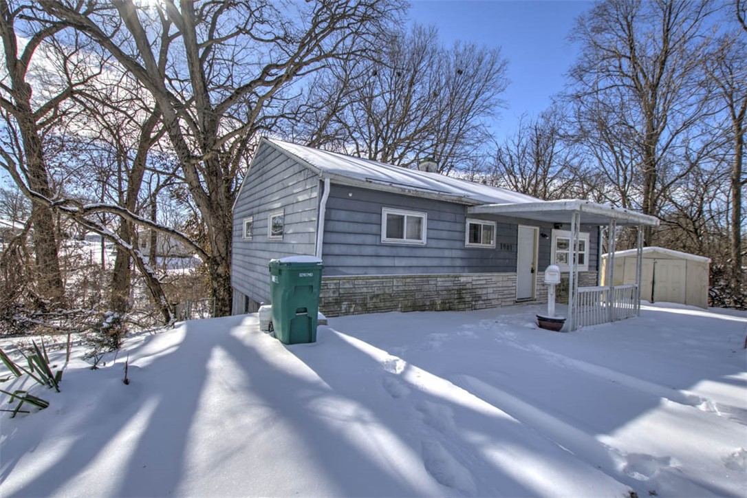 1901 Indiana Court Decatur, IL 62521 - Photo 6 of 23 Gallery Image 6
