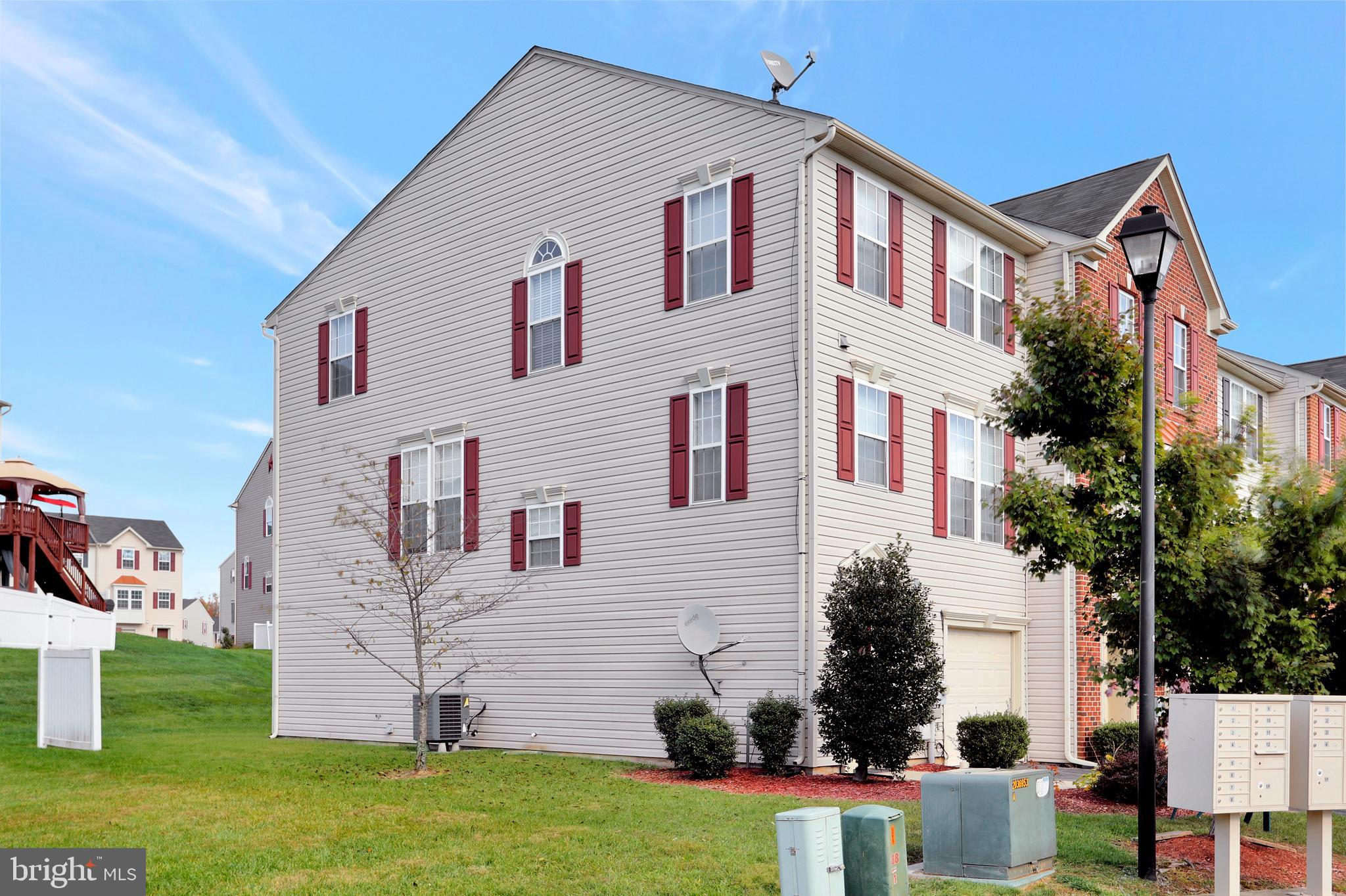 46 Streamside Place Falling Waters, WV 25419 - Photo 3 of 41