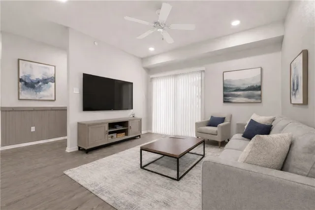 $207,500 | 1326 Prairie Drive, Unit 113, Bryan, TX 77803