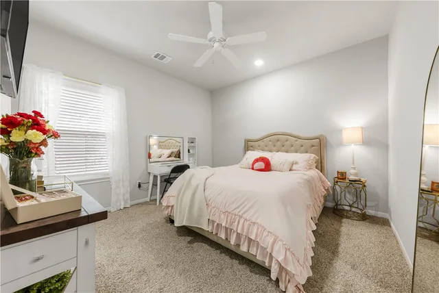 $207,500 | 1326 Prairie Drive, Unit 113, Bryan, TX 77803