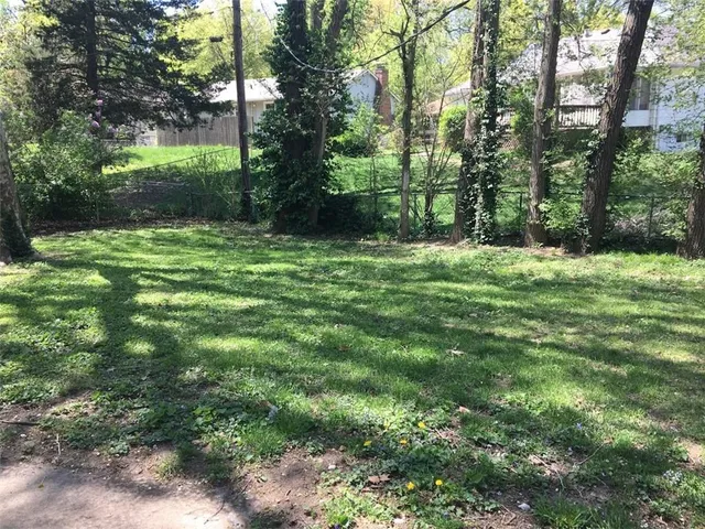 $2,030 | 7200 Willow Avenue, Raytown, MO 64133