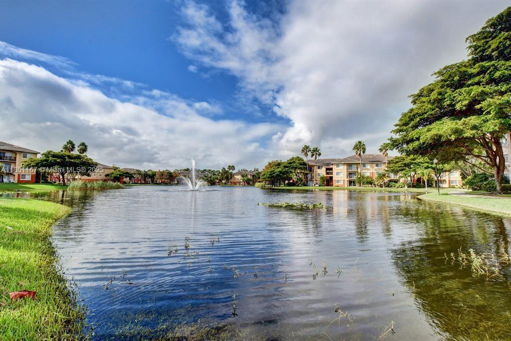 4149 Haverhill Road, Unit 1608 West Palm Beach, FL 33417 - Photo 28 of 29 a view of lake