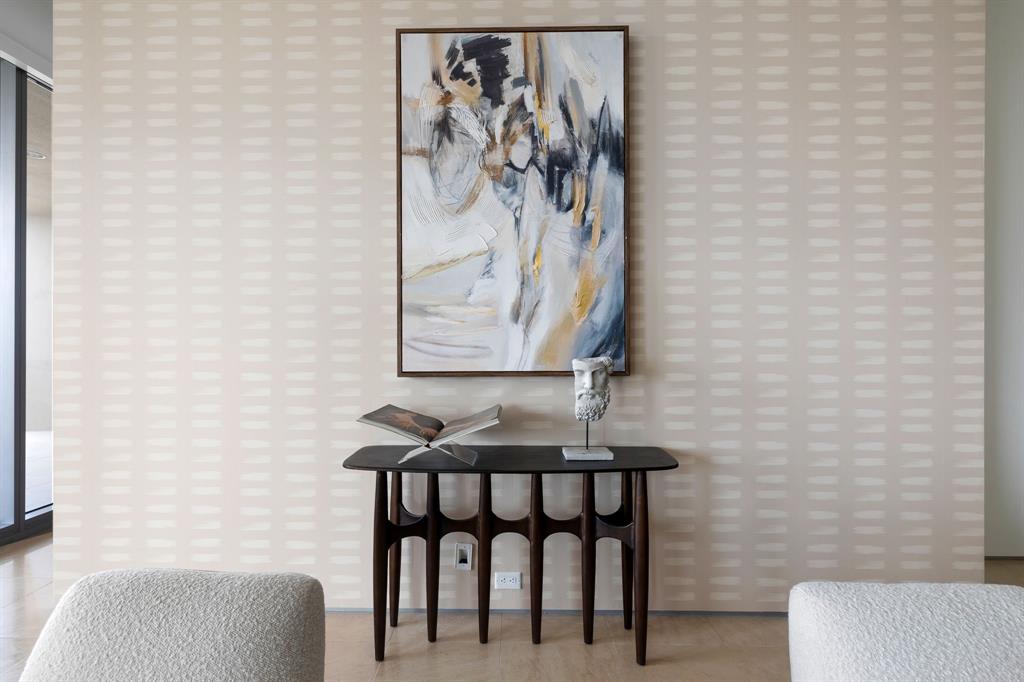 1717 Arts Plaza, Unit 2112 Dallas, TX 75201 - Photo 13 of 40