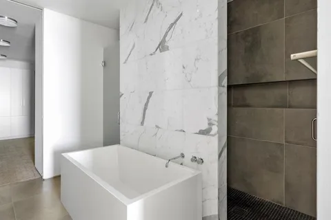 $1,049,500 | 1717 Arts Plaza, Unit 2112, Dallas, TX 75201