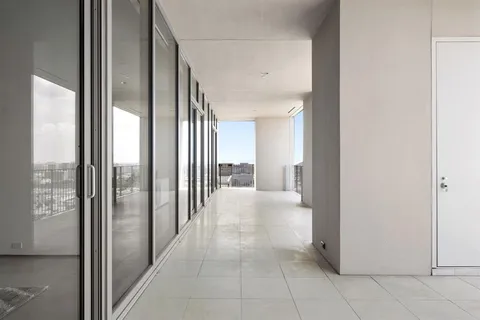 $1,049,500 | 1717 Arts Plaza, Unit 2112, Dallas, TX 75201