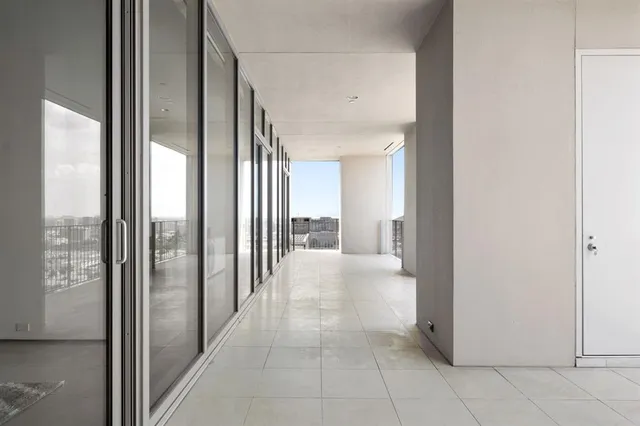 $1,049,500 | 1717 Arts Plaza, Unit 2112, Dallas, TX 75201