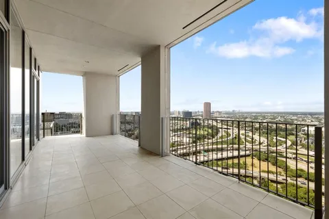 $1,049,500 | 1717 Arts Plaza, Unit 2112, Dallas, TX 75201