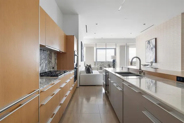 $1,049,500 | 1717 Arts Plaza, Unit 2112, Dallas, TX 75201