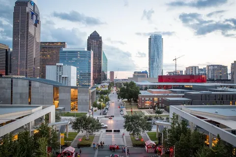 $1,049,500 | 1717 Arts Plaza, Unit 2112, Dallas, TX 75201