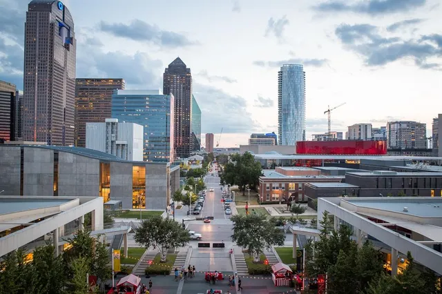 $1,049,500 | 1717 Arts Plaza, Unit 2112, Dallas, TX 75201