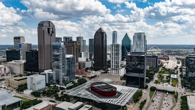 $1,049,500 | 1717 Arts Plaza, Unit 2112, Dallas, TX 75201