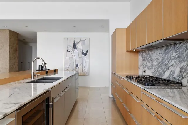 $1,049,500 | 1717 Arts Plaza, Unit 2112, Dallas, TX 75201