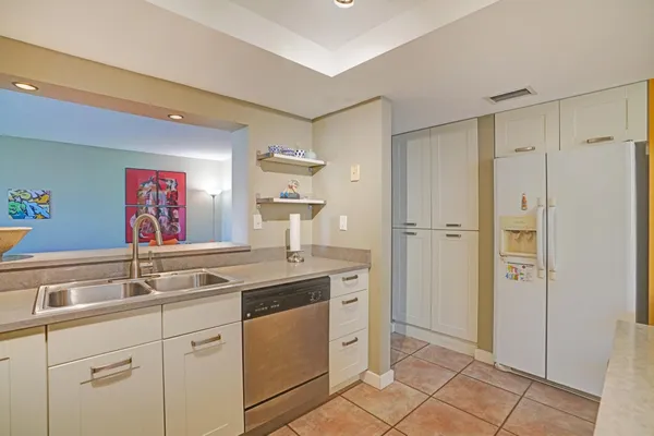 $2,800 | 1831 Sabal Palm Drive, Unit 202, Davie, FL 33324