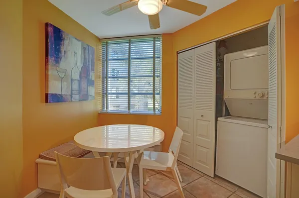 $2,800 | 1831 Sabal Palm Drive, Unit 202, Davie, FL 33324