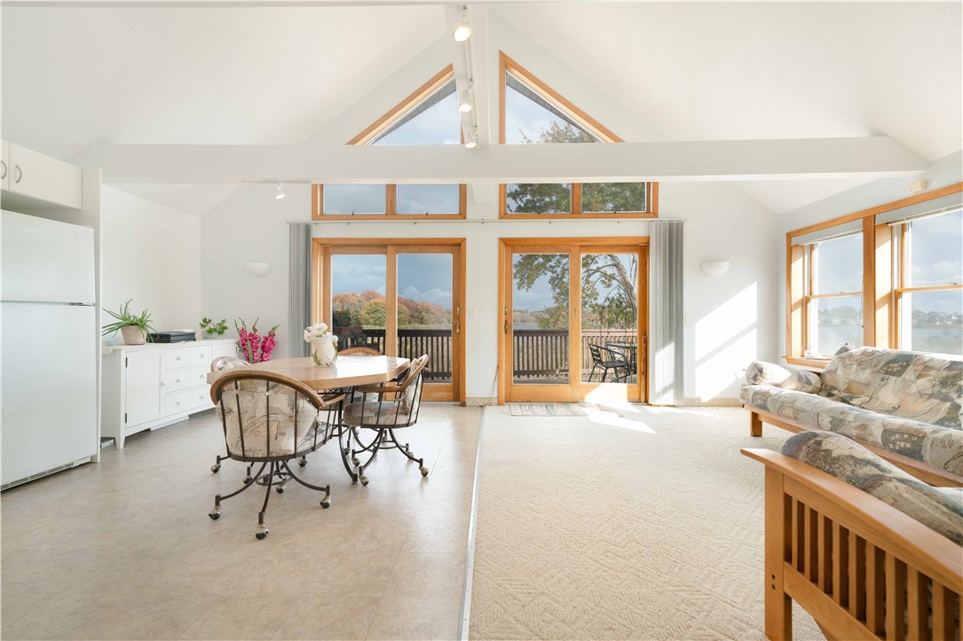 91 Bonnet Point Road Narragansett, RI 02882 - Photo 4 of 14