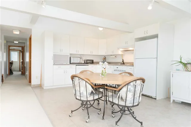 $1,275,000 | 91 Bonnet Point Road, Narragansett, RI 02882