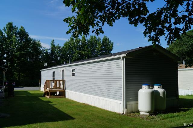 8220 Airport Road, Unit 22 Bath, PA 18014 - Photo 4 of 13 Gallery Image 4