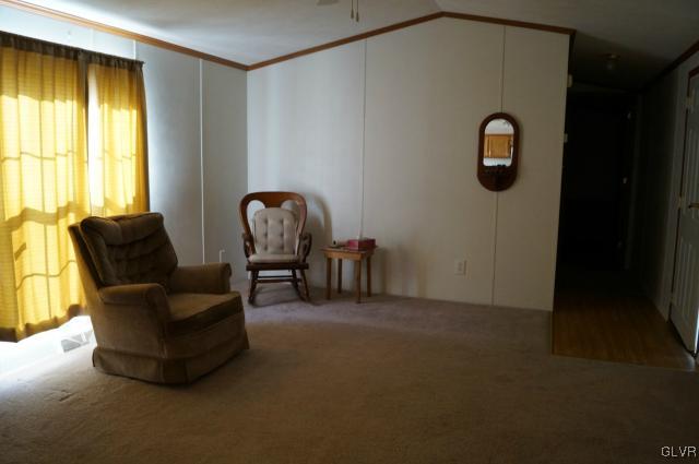 8220 Airport Road, Unit 22 Bath, PA 18014 - Photo 8 of 13 Gallery Image 8