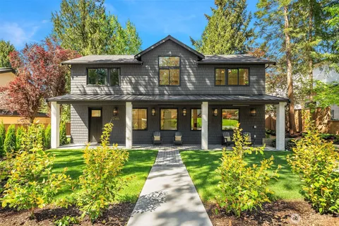 $2,589,000 | 12416 Northeast 72nd Street, Kirkland, WA 98033