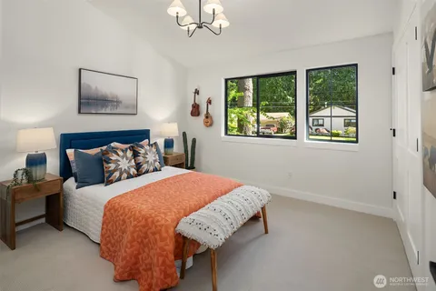 $2,589,000 | 12416 Northeast 72nd Street, Kirkland, WA 98033