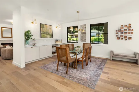 $2,589,000 | 12416 Northeast 72nd Street, Kirkland, WA 98033