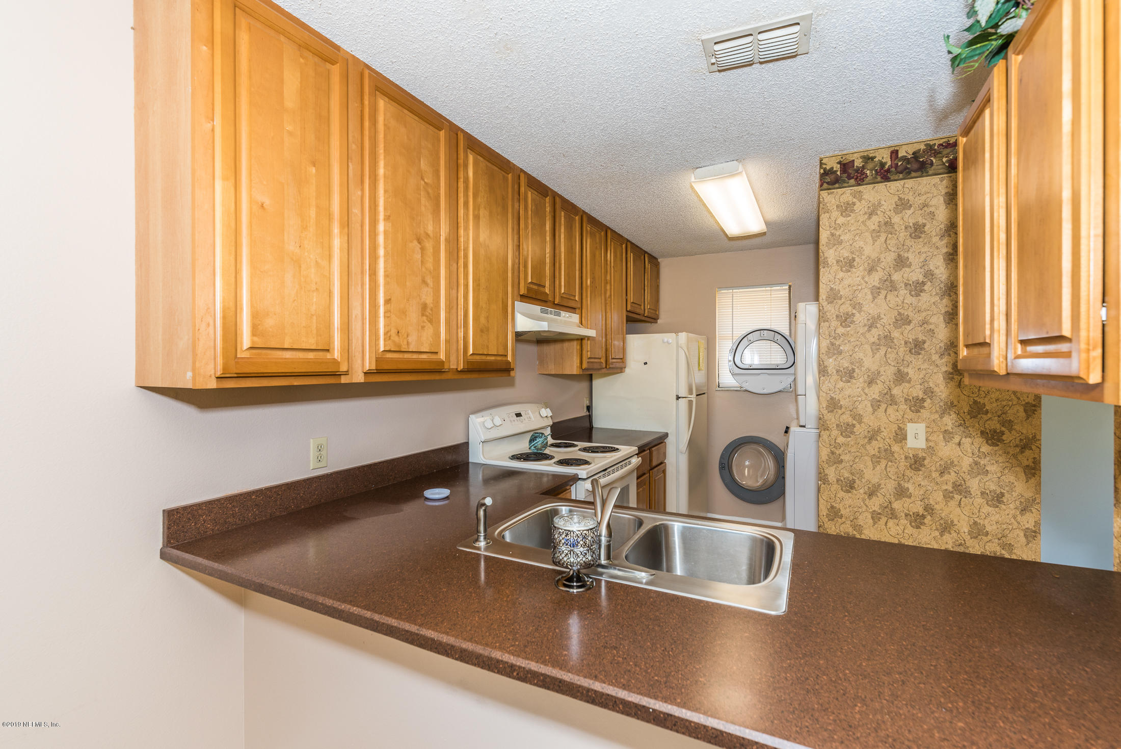 650 Pope Road, Unit 205 St. Augustine, FL 32080 - Photo 7 of 26 DSC_1994