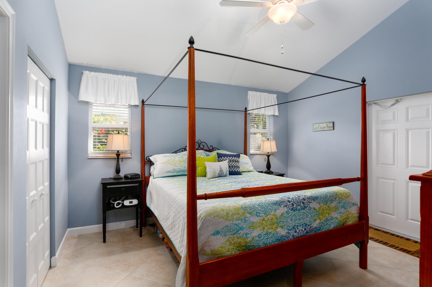 15 Snapper Avenue Key Largo, FL 33037 - Photo 13 of 17 Master Bedroom