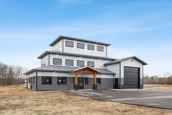 $179,900 | 4450 Brady Boulevard, Brainerd, MN 56401