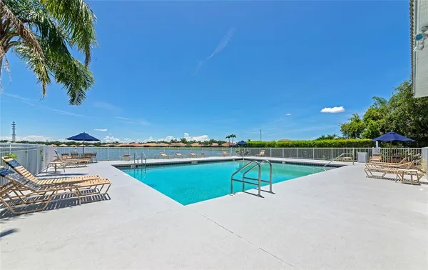$494,900 | 6841 74th St Circle East, Bradenton, FL 34203