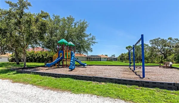 $494,900 | 6841 74th St Circle East, Bradenton, FL 34203