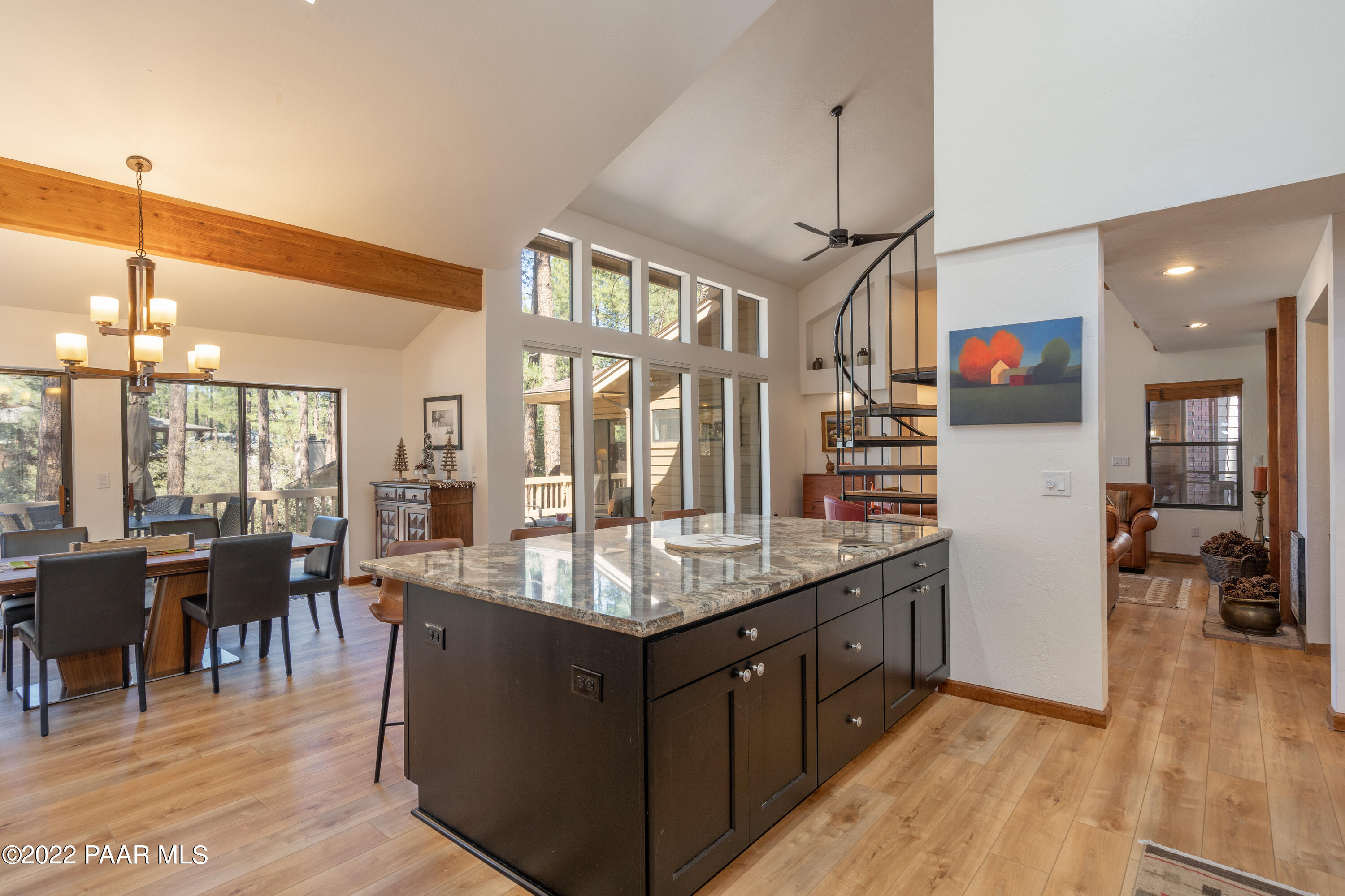 1737 Coyote Road Prescott, AZ 86303 - Photo 10 of 35 GREAT ROOM