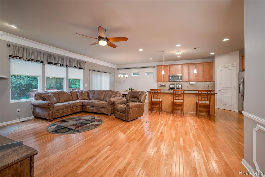 292 Bryce Court Howell, MI 48843 - Photo 18 of 34