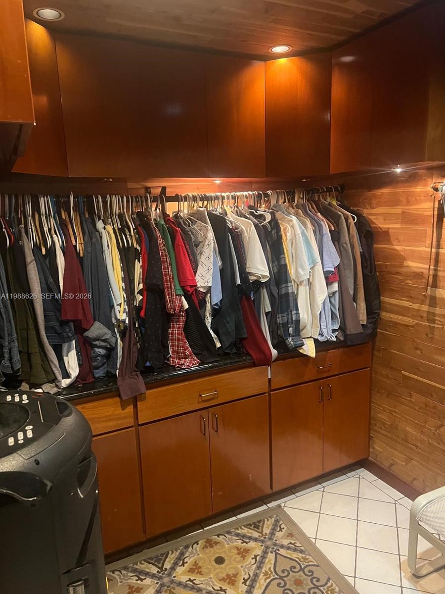 30705 Southwest 197th Avenue Homestead, FL 33030 - Photo 10 of 17 a view of walk in closet