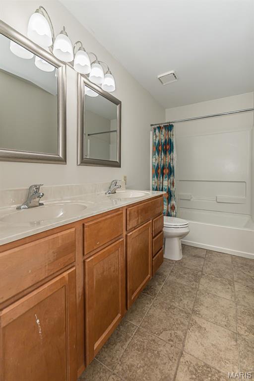 740 Spring Crest Court Fenton, MO 63026 - Photo 24 of 38