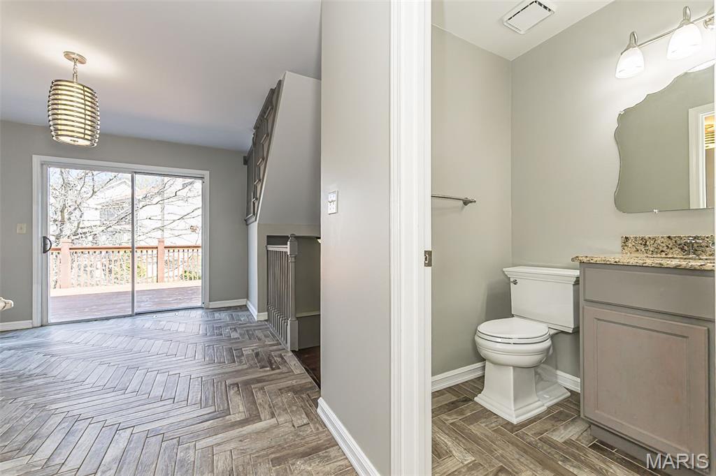 740 Spring Crest Court Fenton, MO 63026 - Photo 8 of 38