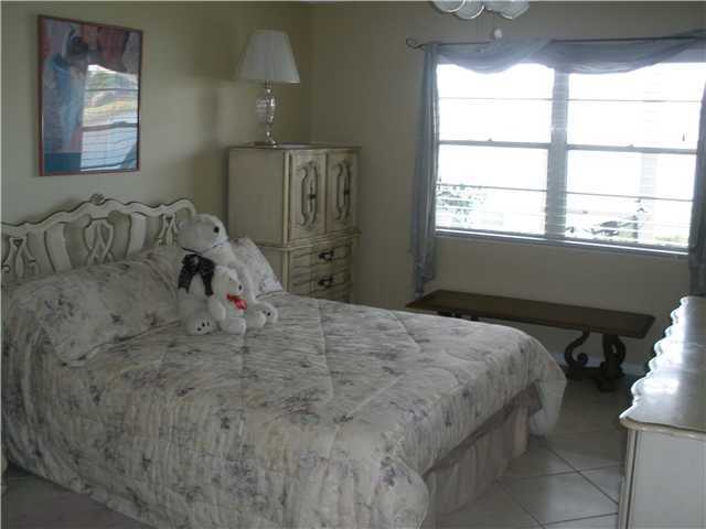 1024 Exeter, Unit 1024 Boca Raton, FL 33434 - Photo 10 of 13 Additional Photo