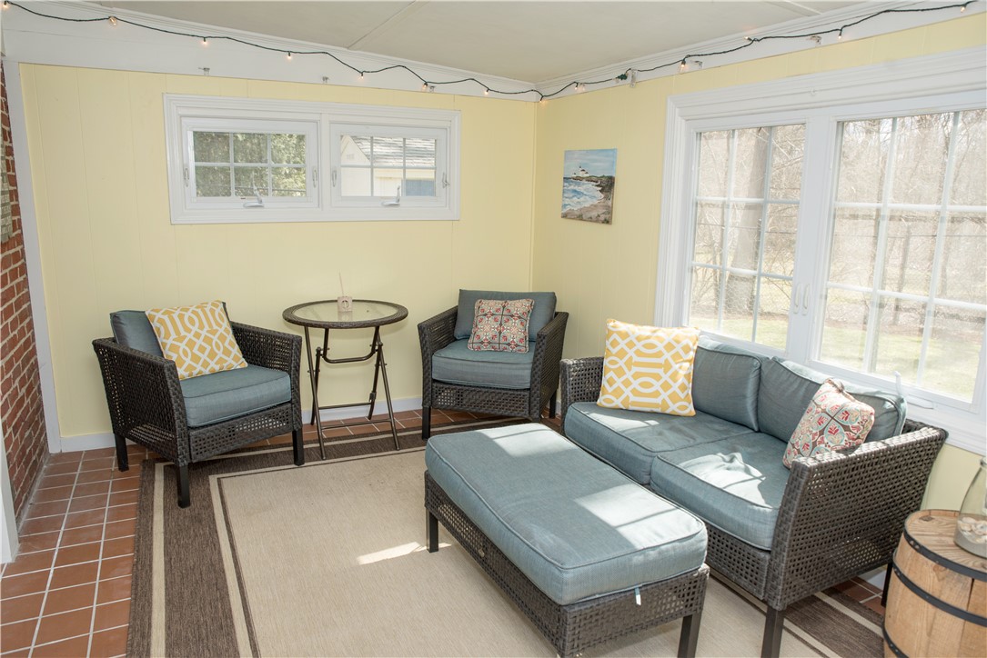 18 Delway Road Cranston, RI 02910 - Photo 31 of 36 Gallery Image 31