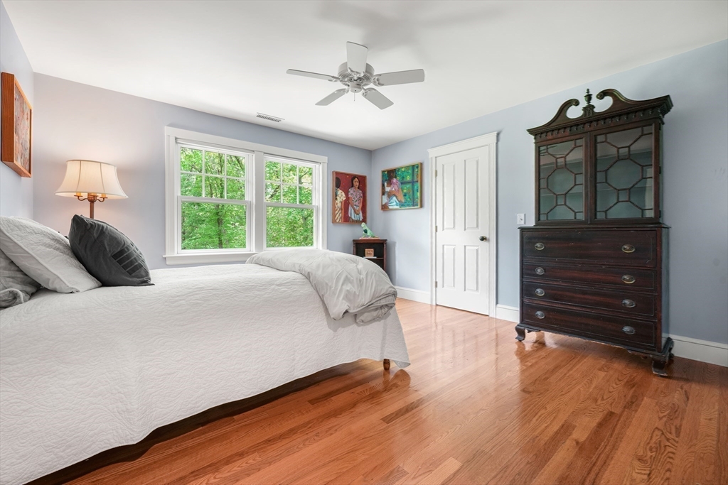 63 Locust Avenue Lexington, MA 02421 - Photo 19 of 37