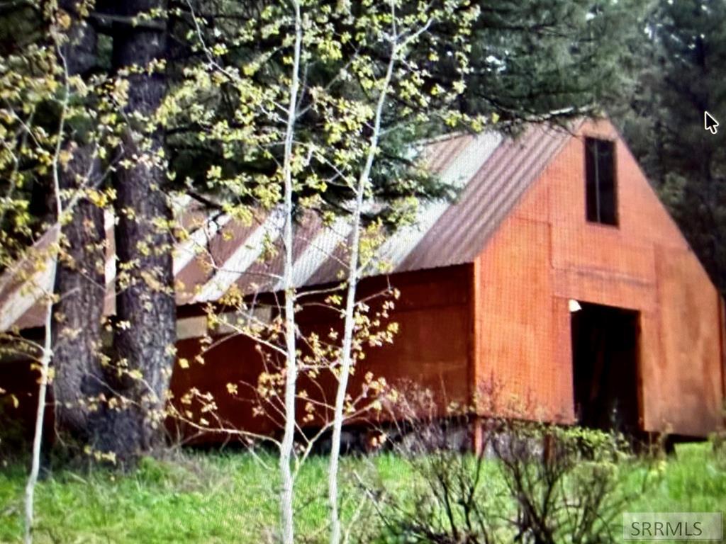 5611 2 Lazy 2 Road Island Park, ID 83429 - Photo 37 of 55