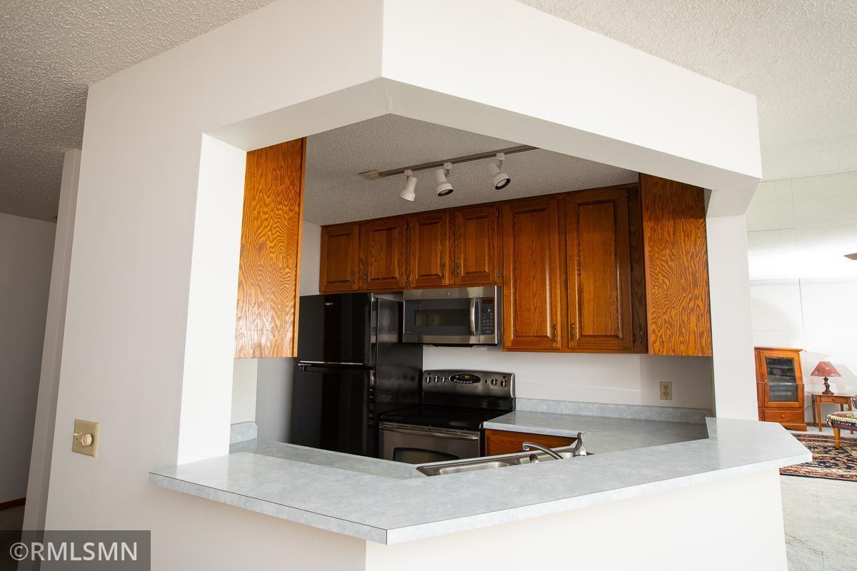 750 County Rd F West, Unit H Shoreview, MN 55126 - Photo 12 of 30 Gallery Image 12