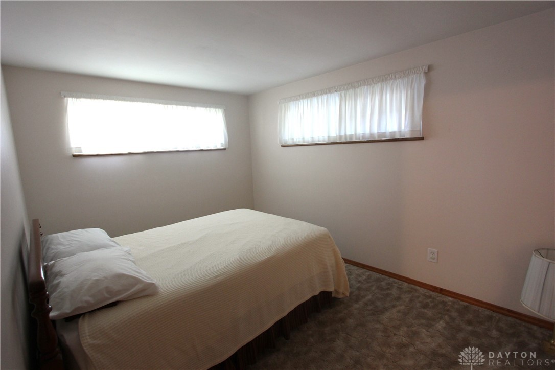6529 Harshmanville Road Huber Heights, OH 45424 - Photo 34 of 45