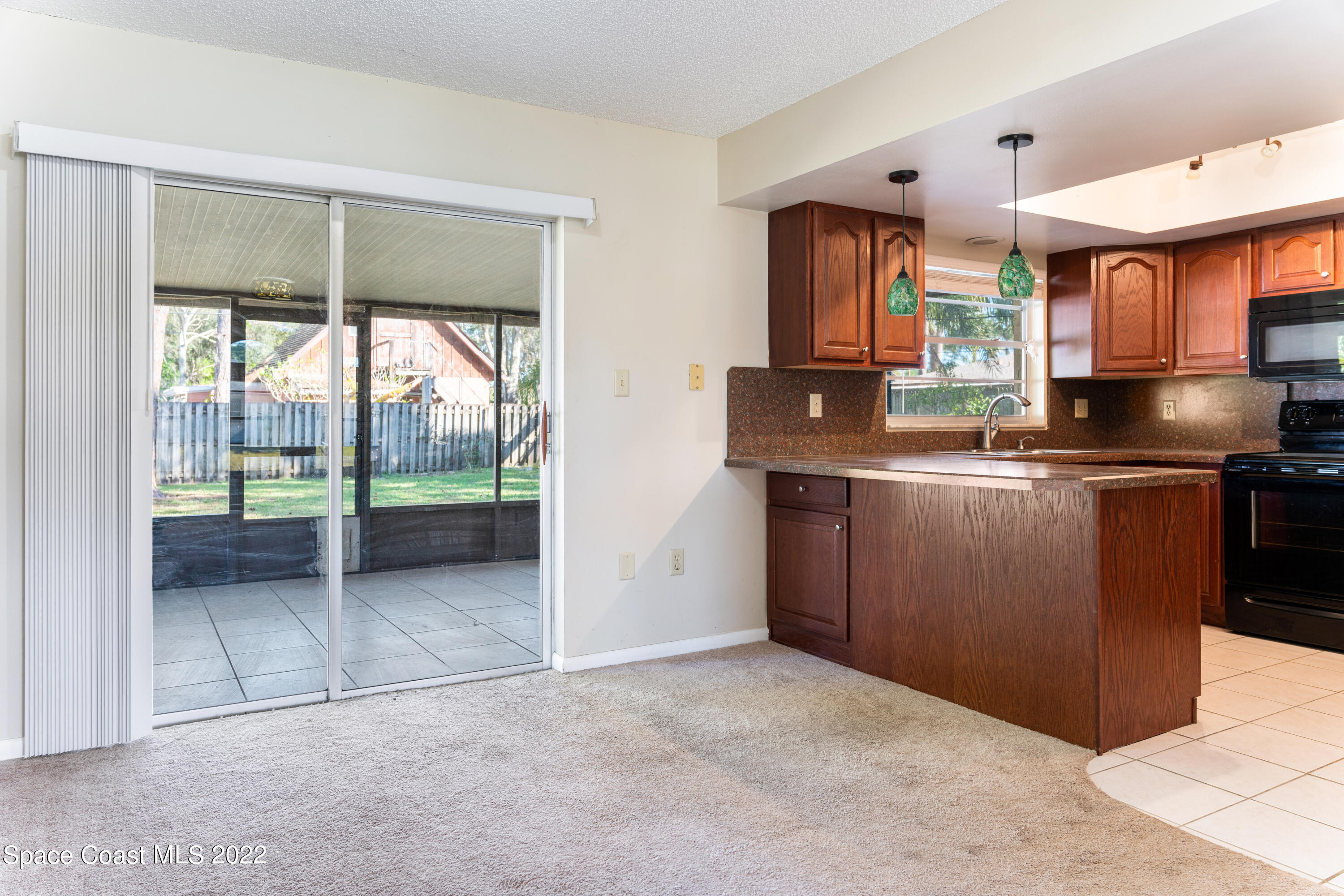 415 Cortez Road Palm Bay, FL 32907 - Photo 4 of 22 DSC05037