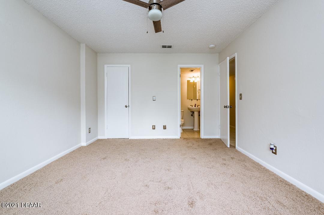 23 Oakwood Ormond Beach Ormond Beach, FL 32174 - Photo 6 of 17 thumbnail-5