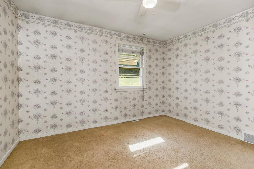 5831 North Ava Avenue Kansas City, MO 64151 - Photo 13 of 37 Gallery Image 13