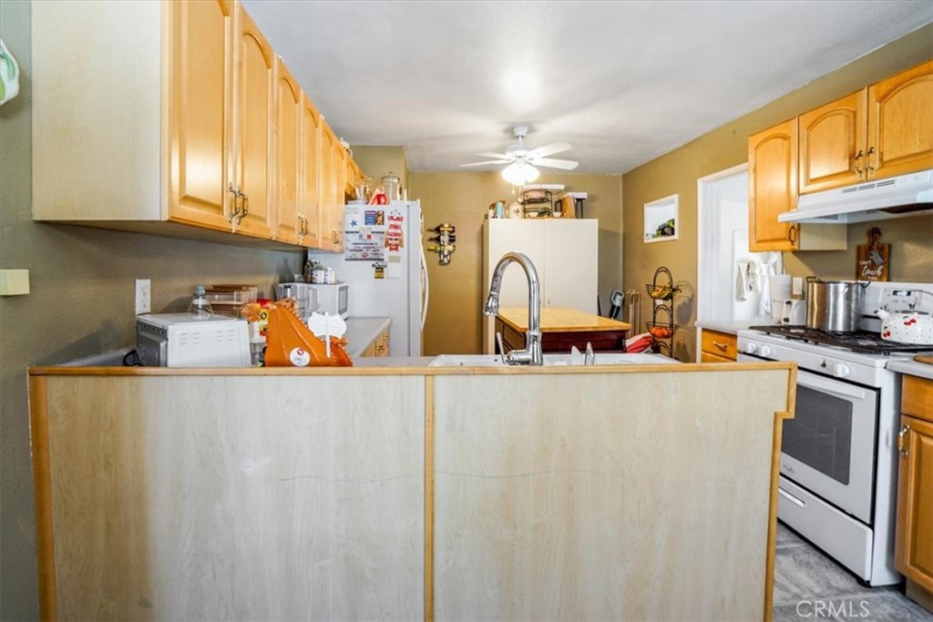 17386 Sage Avenue Riverside, CA 92504 - Photo 12 of 66