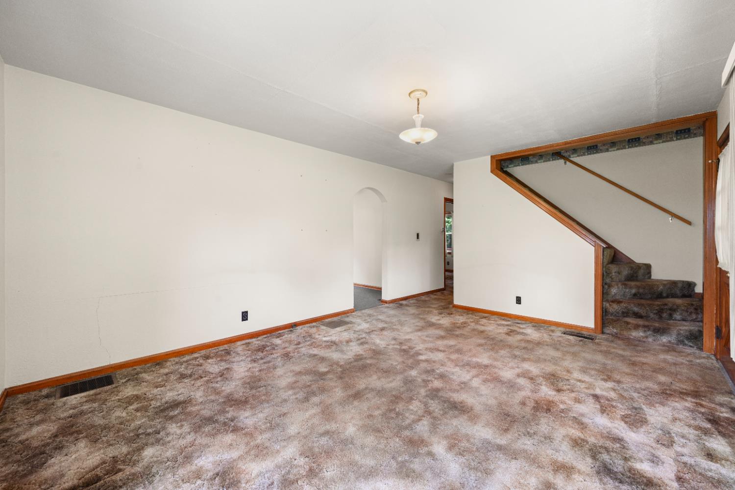 503 Ridge Avenue Aurora, IN 47001 - Photo 4 of 32 Gallery Image 4