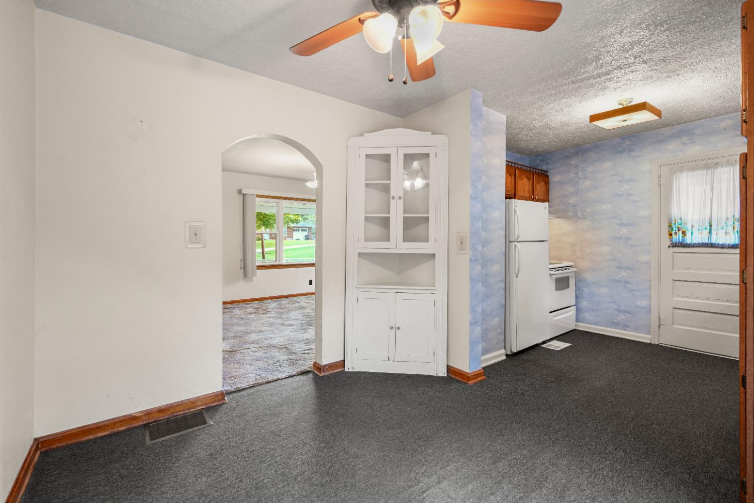 503 Ridge Avenue Aurora, IN 47001 - Photo 5 of 32 Gallery Image 5