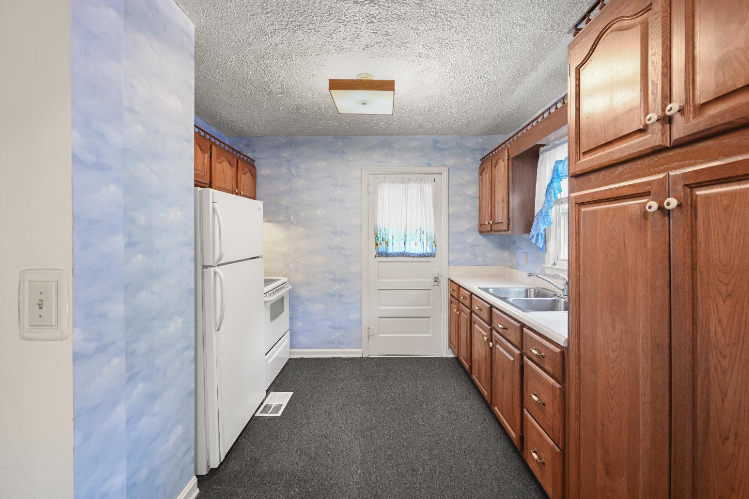 503 Ridge Avenue Aurora, IN 47001 - Photo 8 of 32 Gallery Image 8