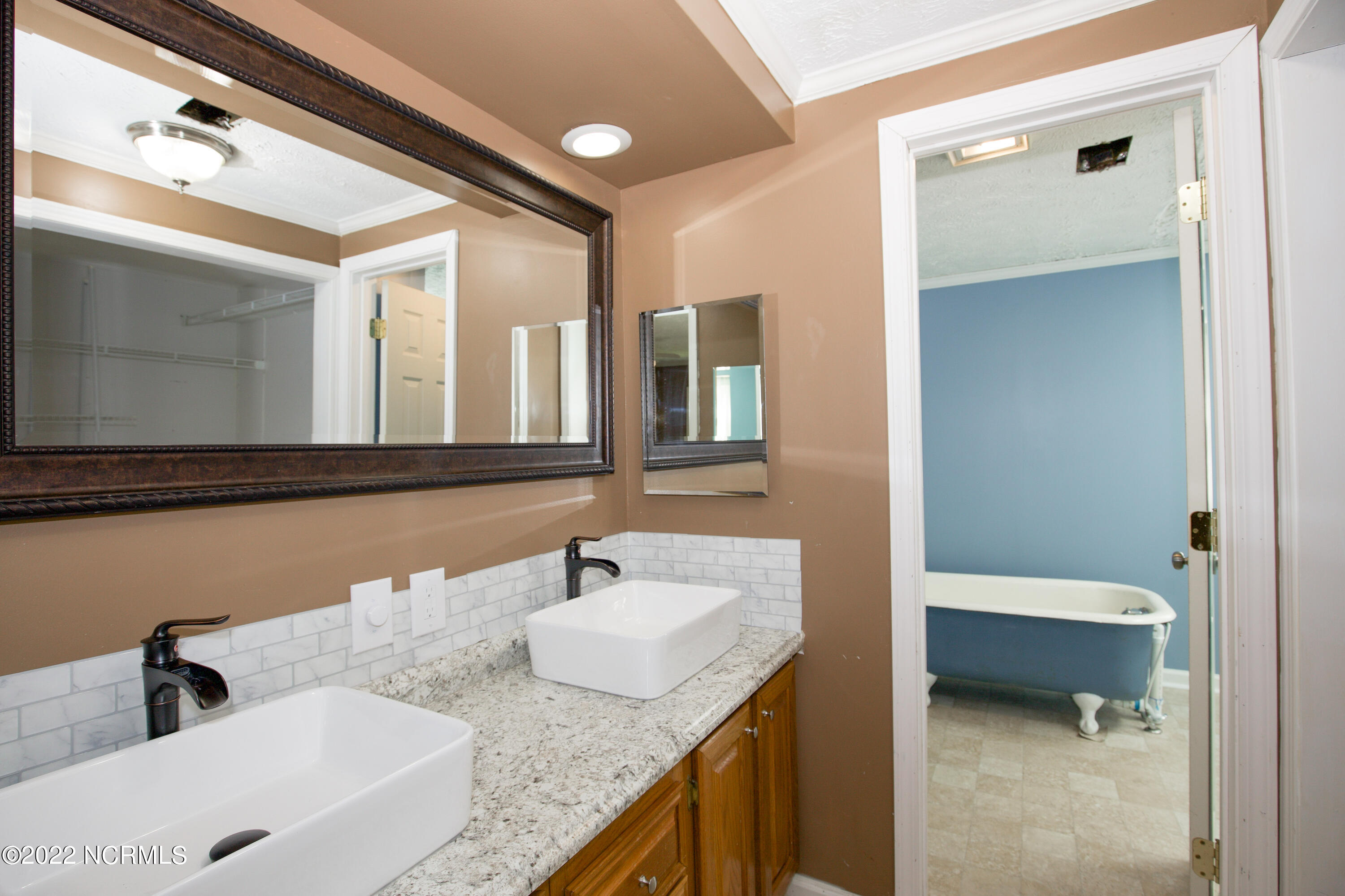 269 Sandy Oak Road Carthage, NC 28327 - Photo 12 of 28 Master Bath